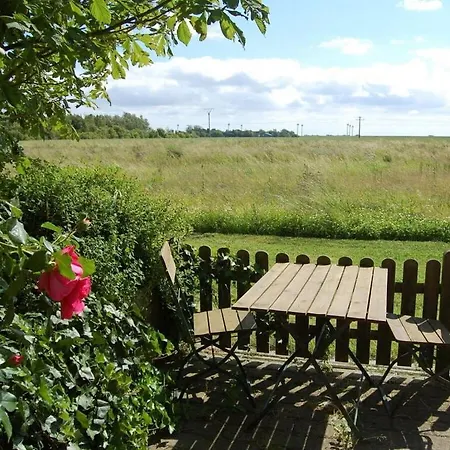 Luv And Lee Comfortable Holiday home Wesselburenerkoog